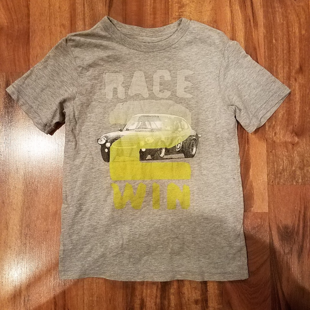 Cherokee car tee size medium (10/12)